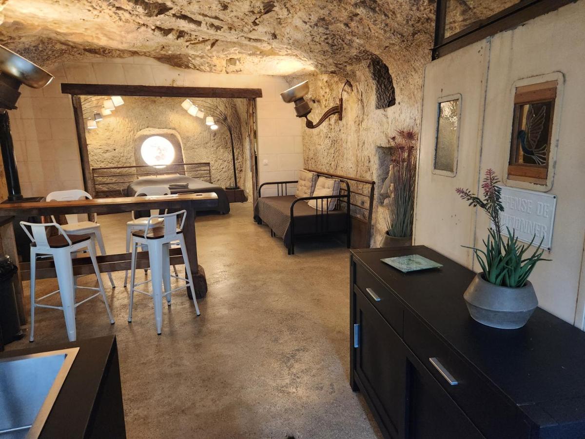 Le Cavernacle มองตริชาด์ ภายนอก รูปภาพ