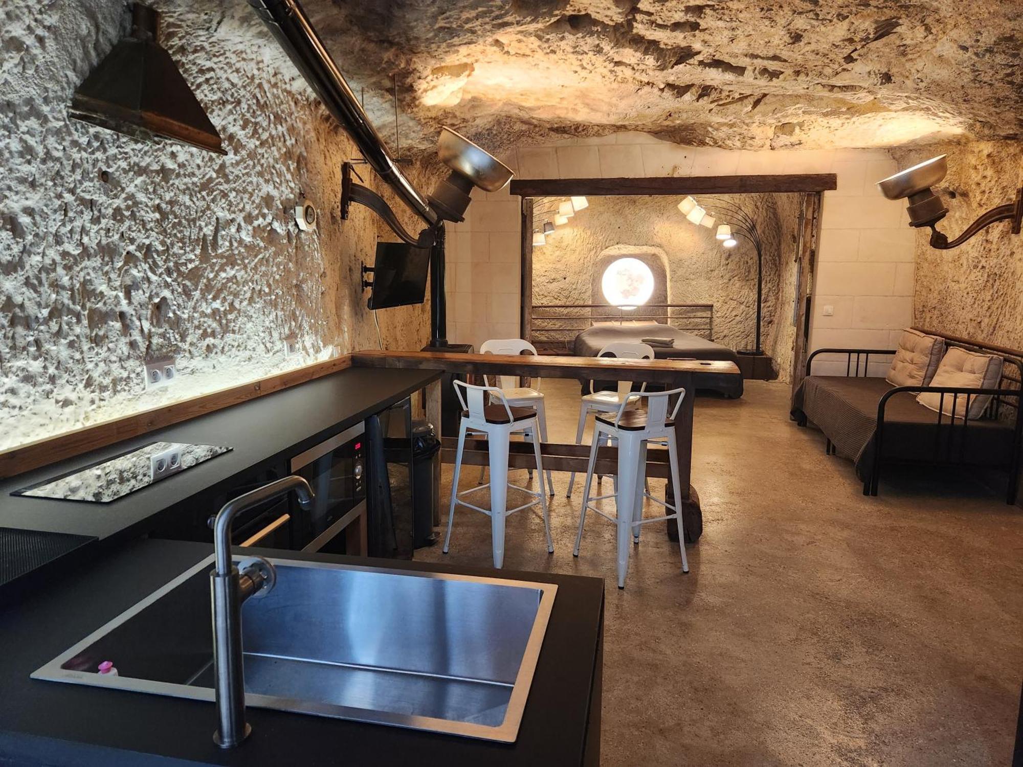 Le Cavernacle มองตริชาด์ ภายนอก รูปภาพ